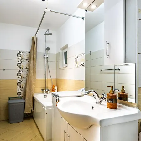 Azur Retreat - Unirii Boulevard Views 公寓 布加勒斯特